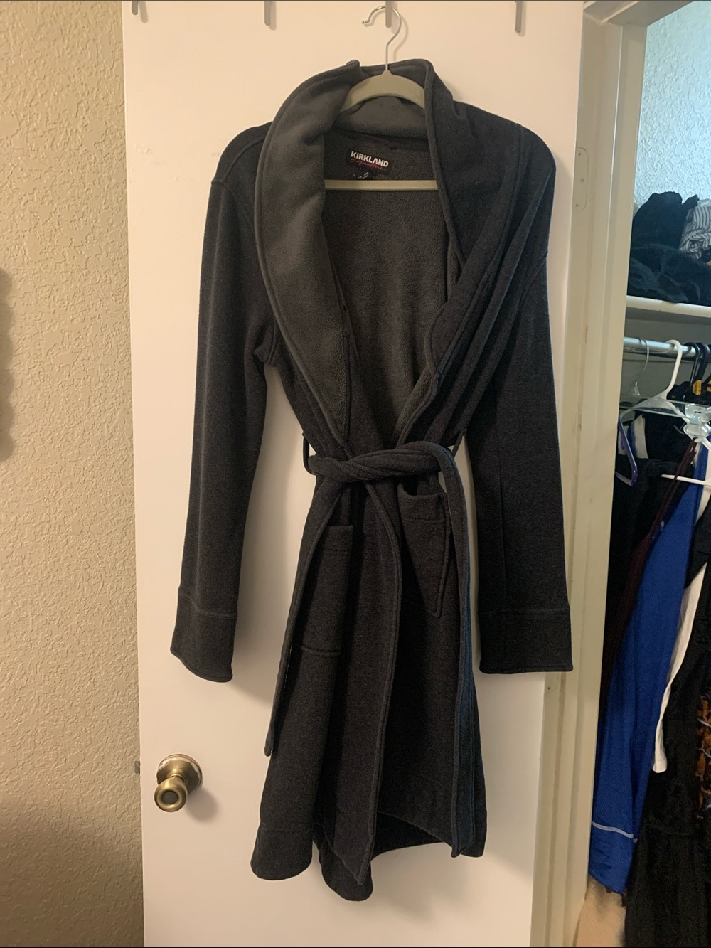 kirkland gray bath robe dressing gown size medium